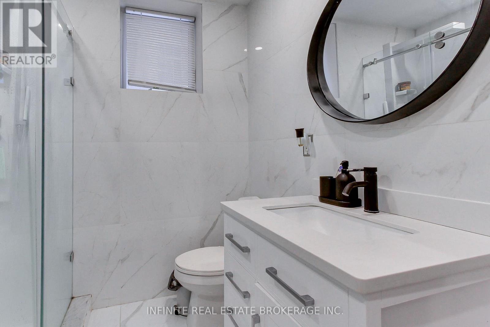 27 Selby Crescent, Bradford West Gwillimbury (Bradford), Ontario  L3Z 0V4 - Photo 45 - N12859668