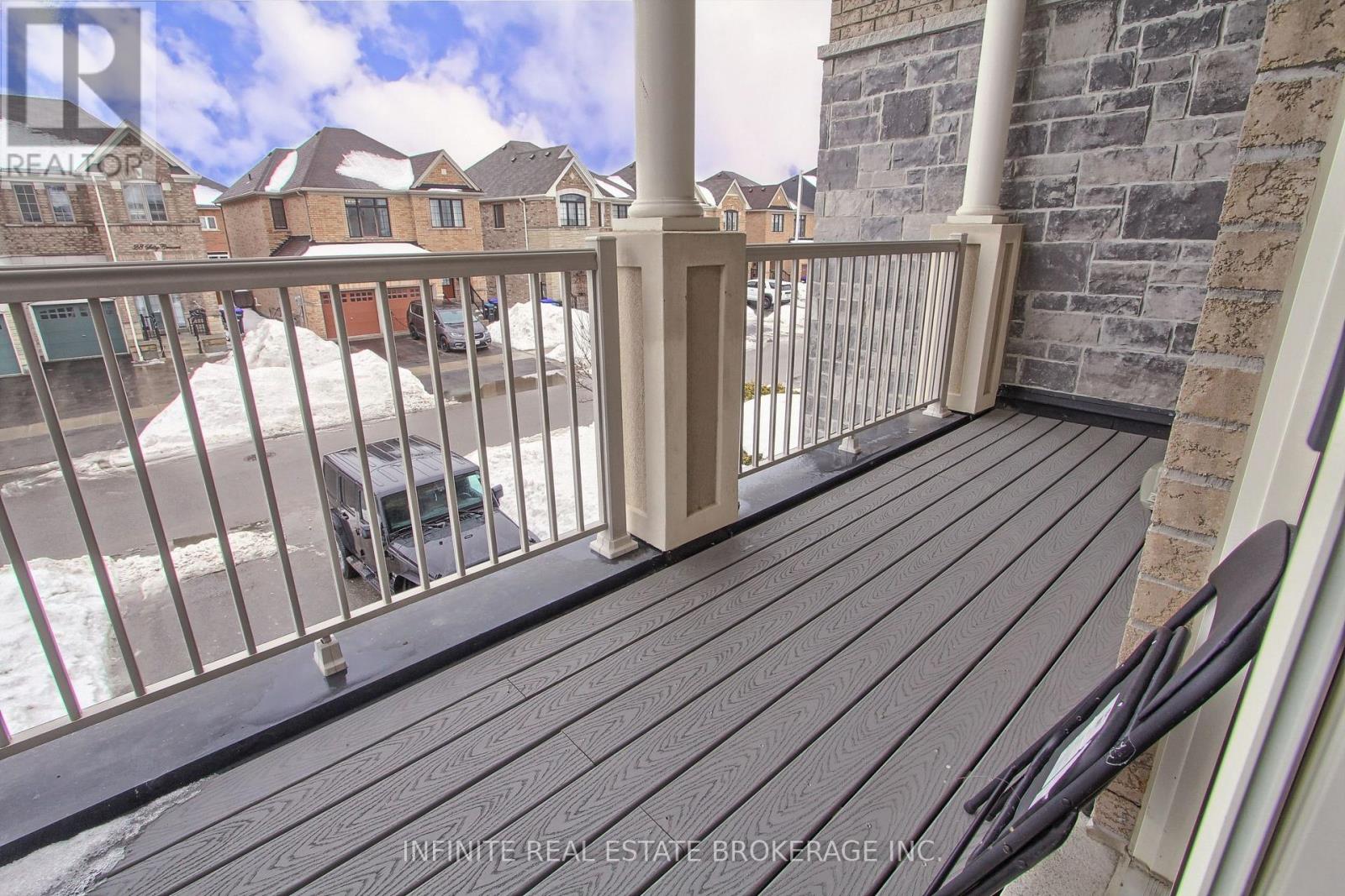 27 Selby Crescent, Bradford West Gwillimbury (Bradford), Ontario  L3Z 0V4 - Photo 48 - N12859668