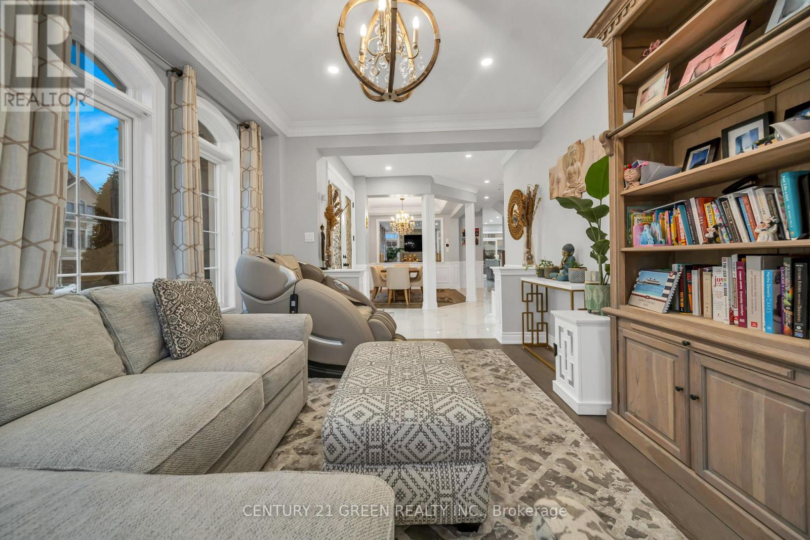 2561 Grand Oak Trail, Oakville, Ontario  L6M 0R4 - Photo 10 - W12859658