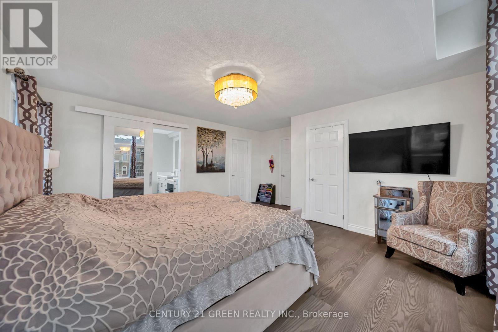 2561 Grand Oak Trail, Oakville, Ontario  L6M 0R4 - Photo 27 - W12859658