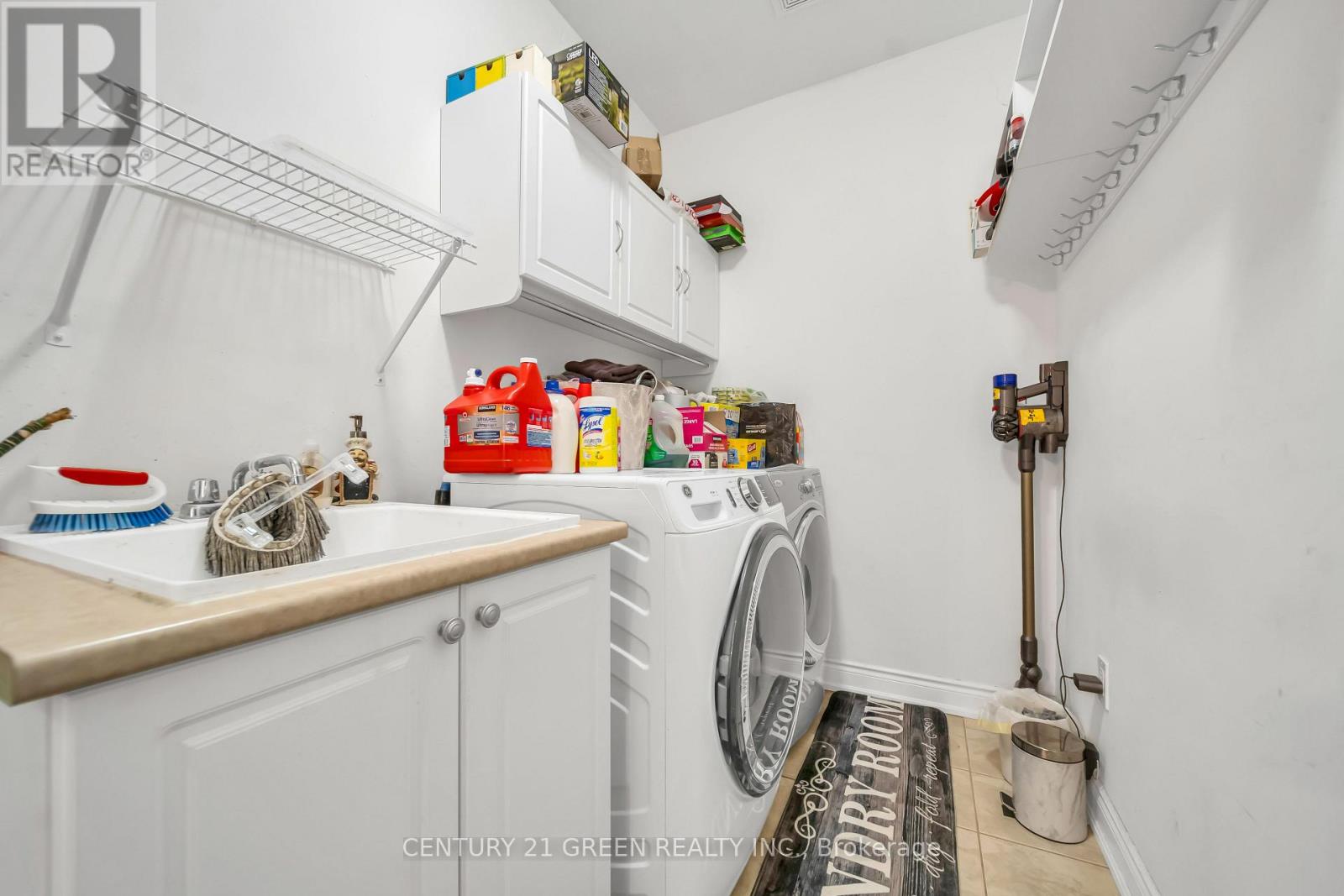 2561 Grand Oak Trail, Oakville, Ontario  L6M 0R4 - Photo 38 - W12859658