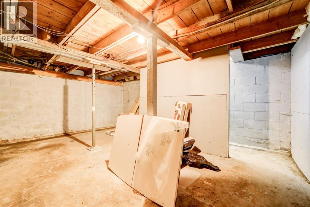 13302 16 Avenue, Blairmore, Alberta  T0K 0E0 - Photo 24 - A2286922