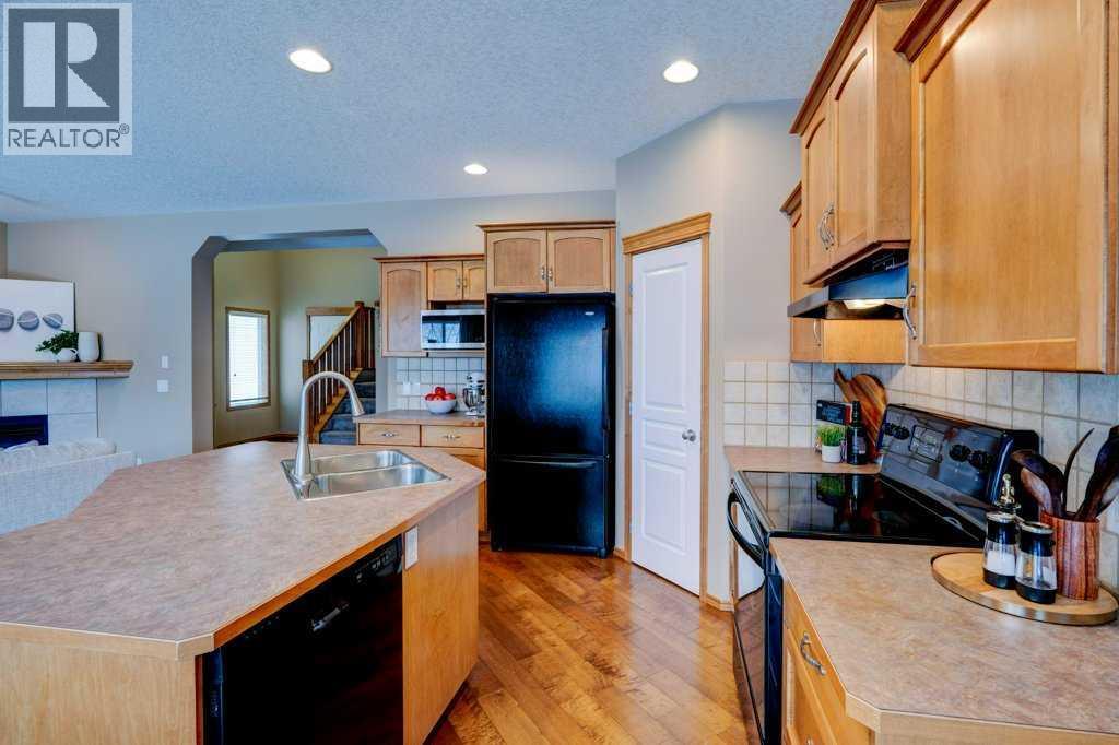 157 Chapalina Close Se, Calgary, Alberta  T2X 3W2 - Photo 10 - A2290548