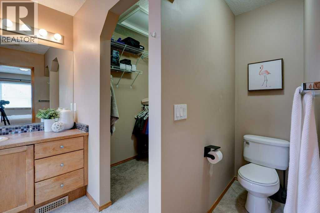 157 Chapalina Close Se, Calgary, Alberta  T2X 3W2 - Photo 34 - A2290548