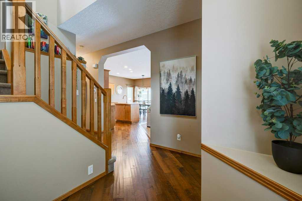 157 Chapalina Close Se, Calgary, Alberta  T2X 3W2 - Photo 4 - A2290548