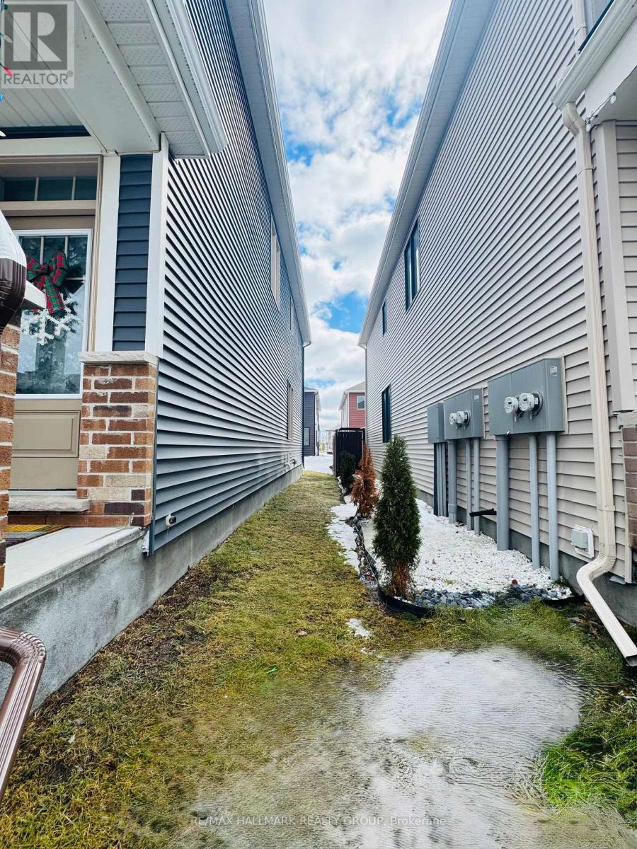 2326 Watercolours Way, Ottawa, Ontario  K2J 6N7 - Photo 2 - X12859676