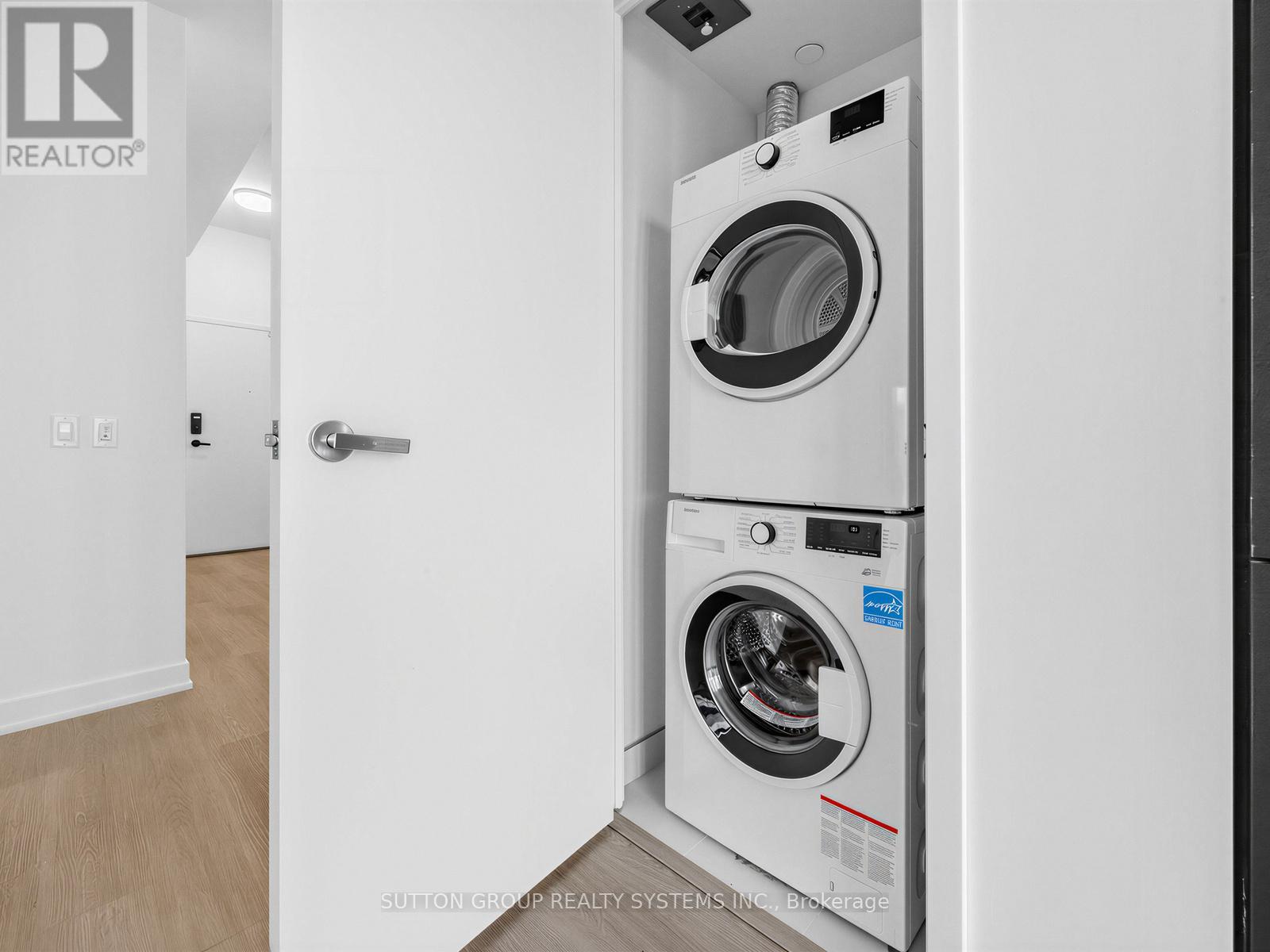 1909 - 3883 Quartz Road, Mississauga, Ontario  L5B 0M4 - Photo 10 - W12857776