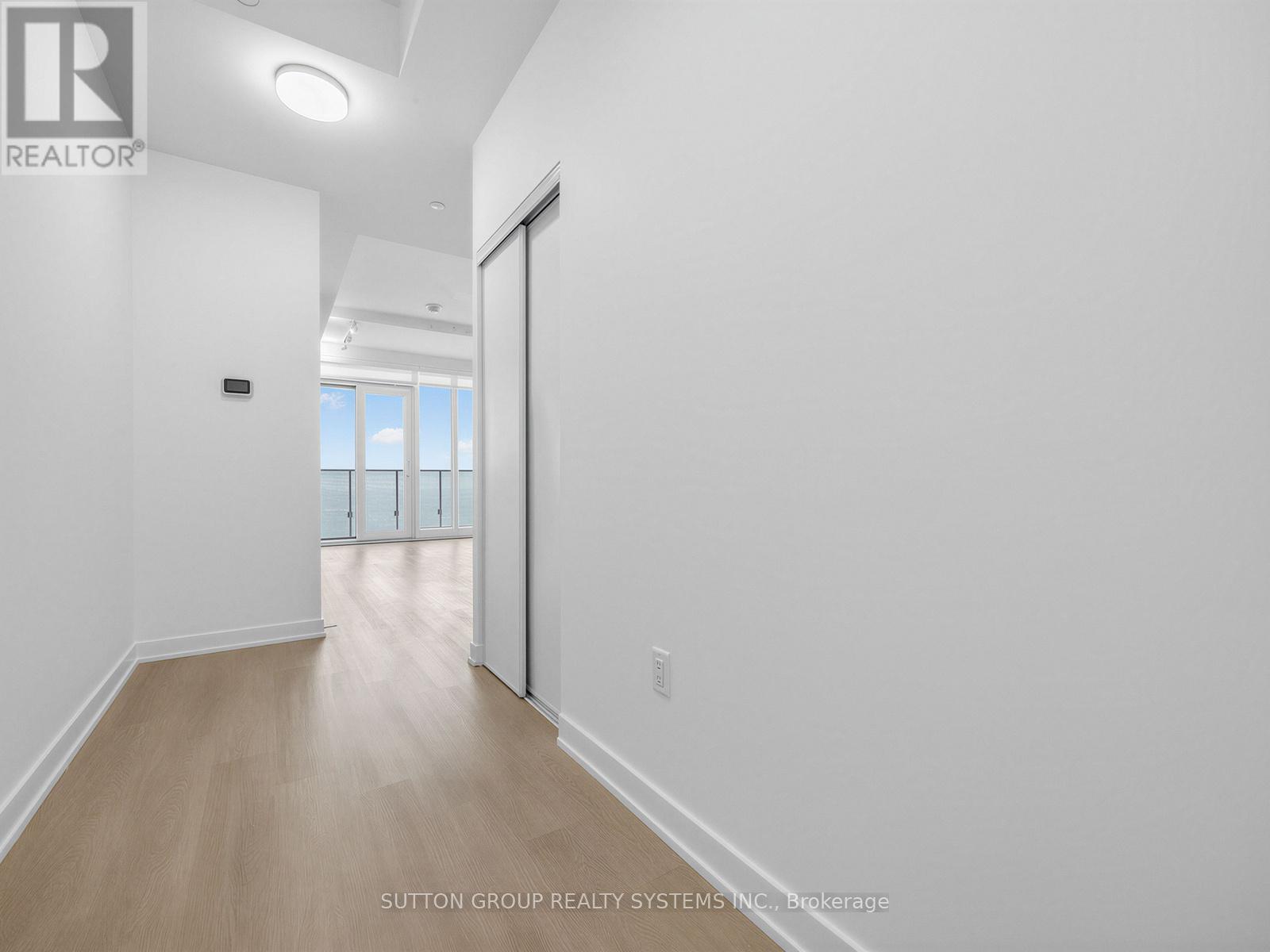 1909 - 3883 Quartz Road, Mississauga, Ontario  L5B 0M4 - Photo 8 - W12857776