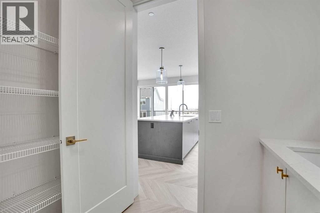 195 Lucas Common Nw, Calgary, Alberta  T3P 2B3 - Photo 18 - A2291769