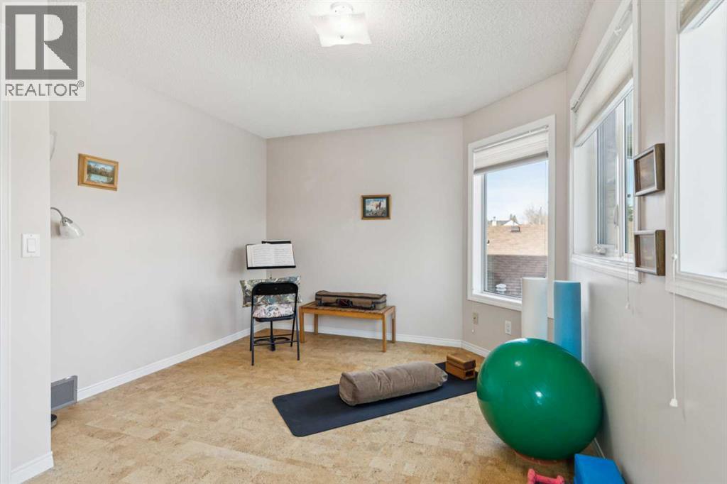 2609 27 Street Sw, Calgary, Alberta  T3E 2G4 - Photo 19 - A2282925