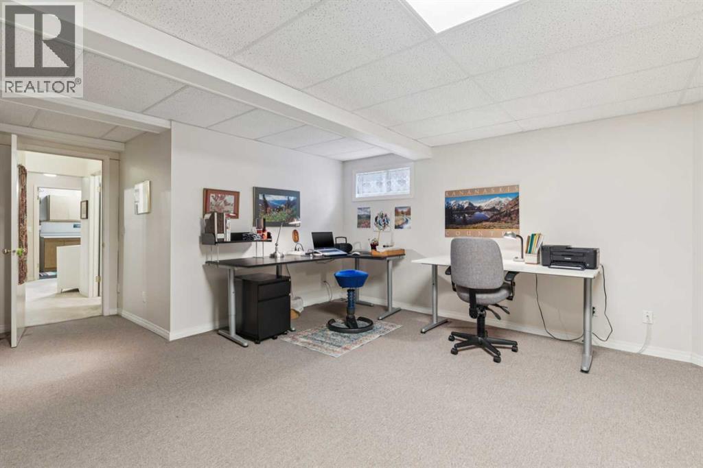 2609 27 Street Sw, Calgary, Alberta  T3E 2G4 - Photo 25 - A2282925