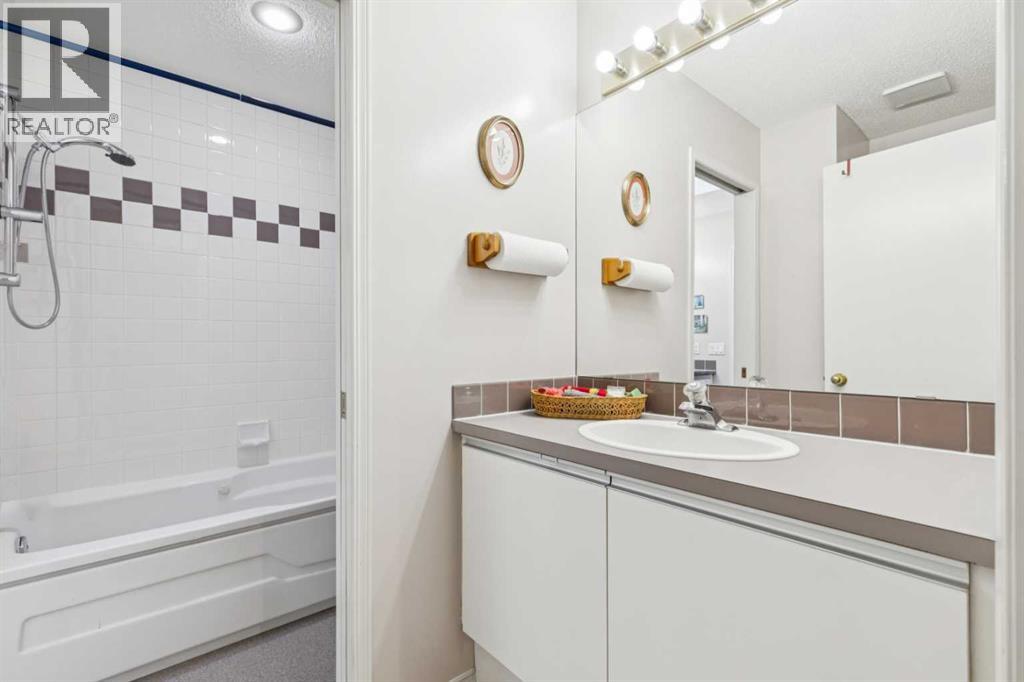 2609 27 Street Sw, Calgary, Alberta  T3E 2G4 - Photo 23 - A2282925