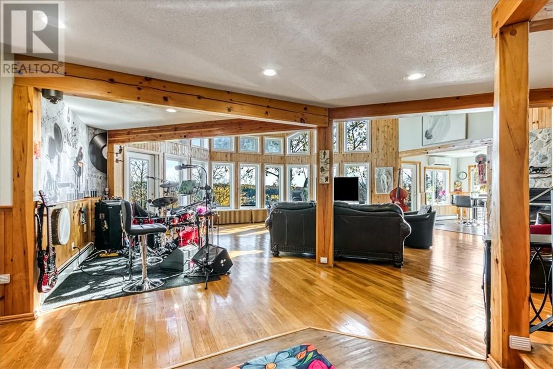 36 Fraser Street, Gore Bay, Ontario  P0P 1H0 - Photo 17 - 2125510