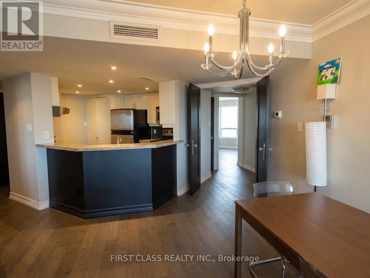 2414 - 1001 Bay Street, Toronto, Ontario  M5S 3A6 - Photo 4 - C12857370