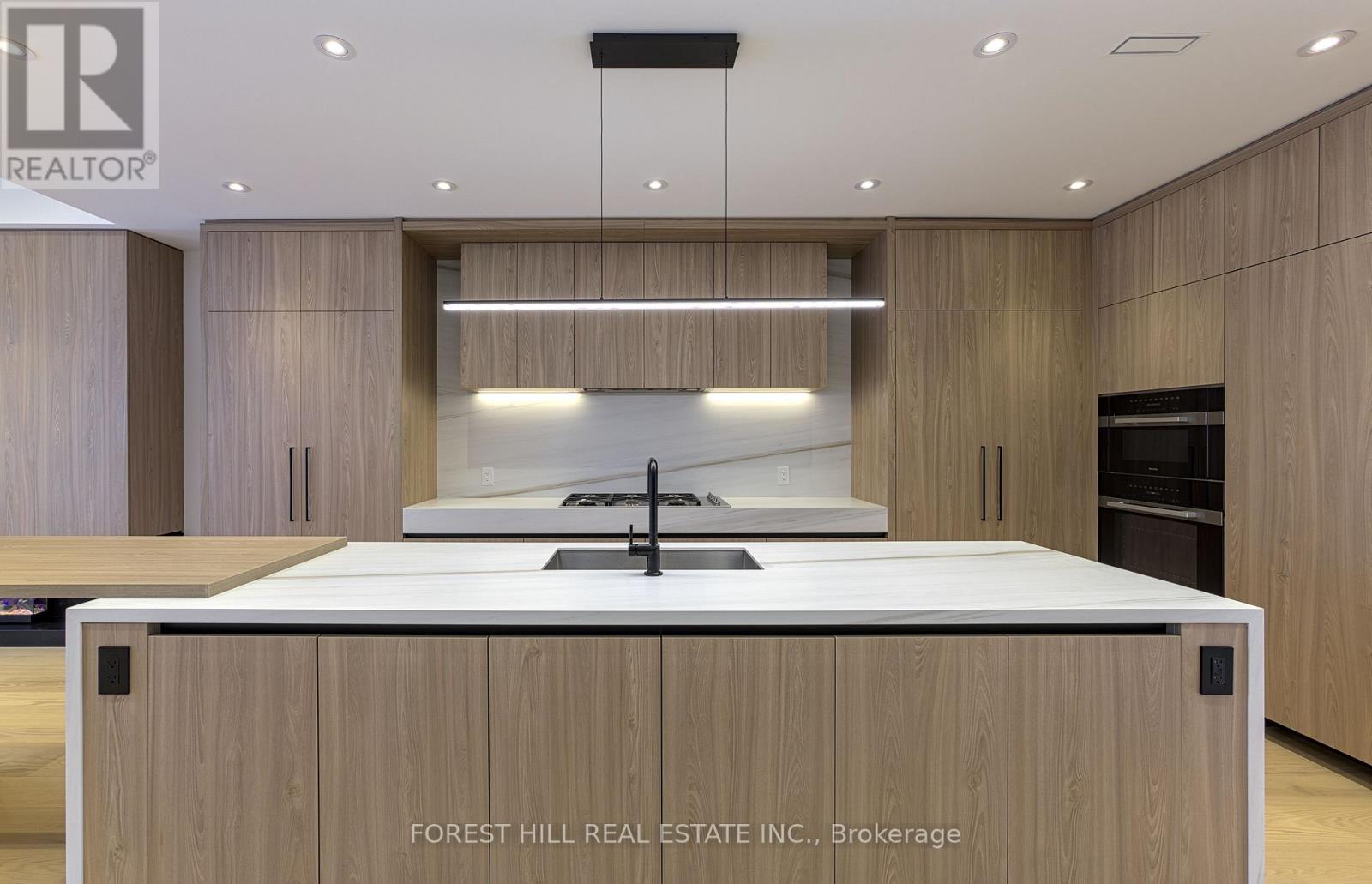 40 CAMERON AVENUE Toronto (Lansing-Westgate), ON M2N 1E1