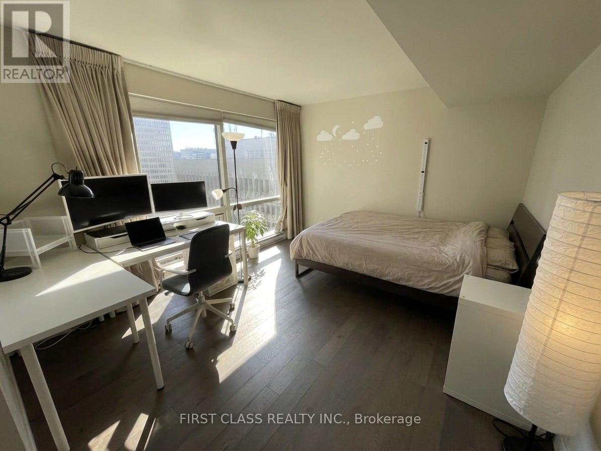 2414 - 1001 Bay Street, Toronto, Ontario  M5S 3A6 - Photo 7 - C12857370