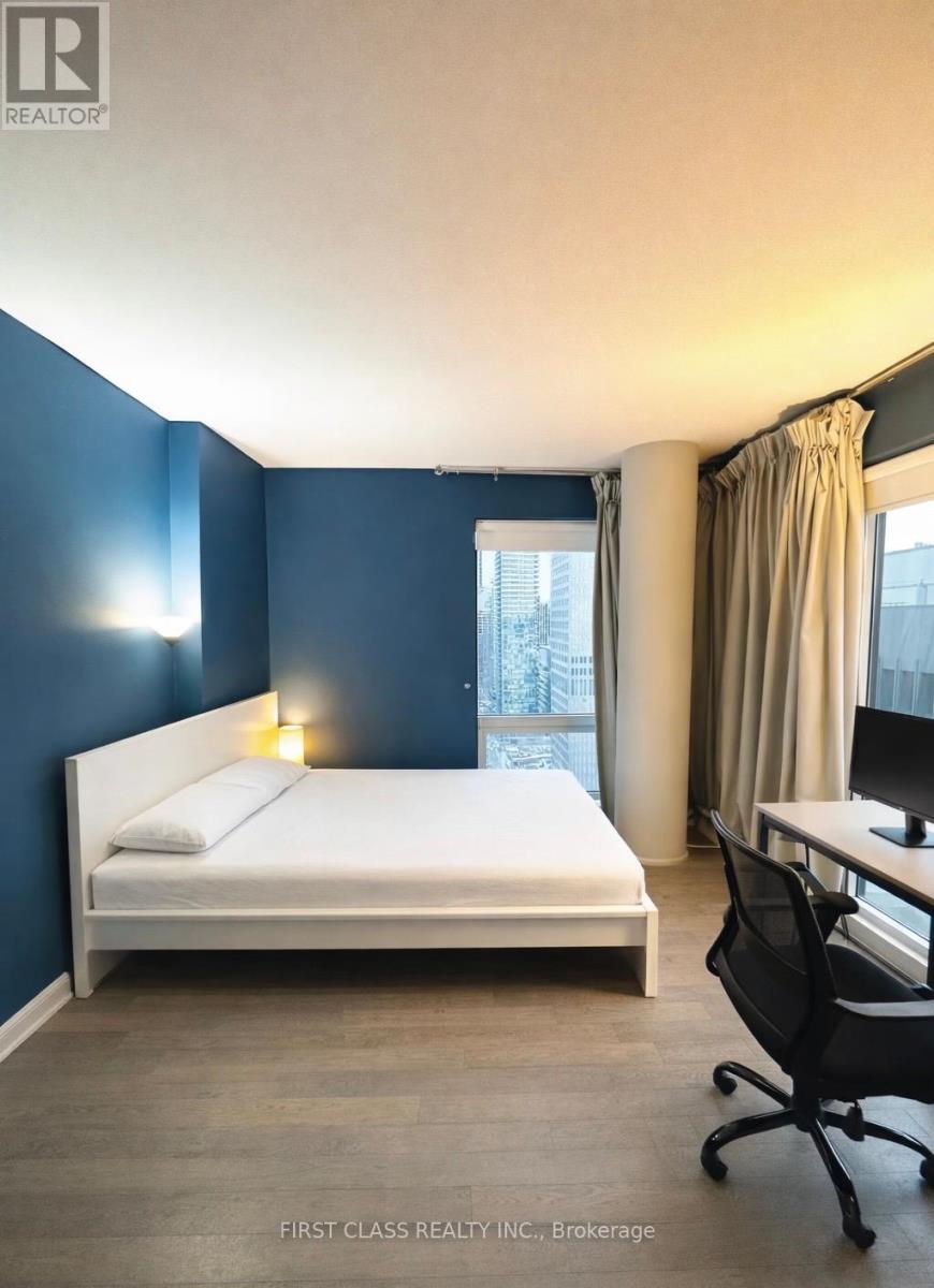 2414 - 1001 Bay Street, Toronto, Ontario  M5S 3A6 - Photo 8 - C12857370