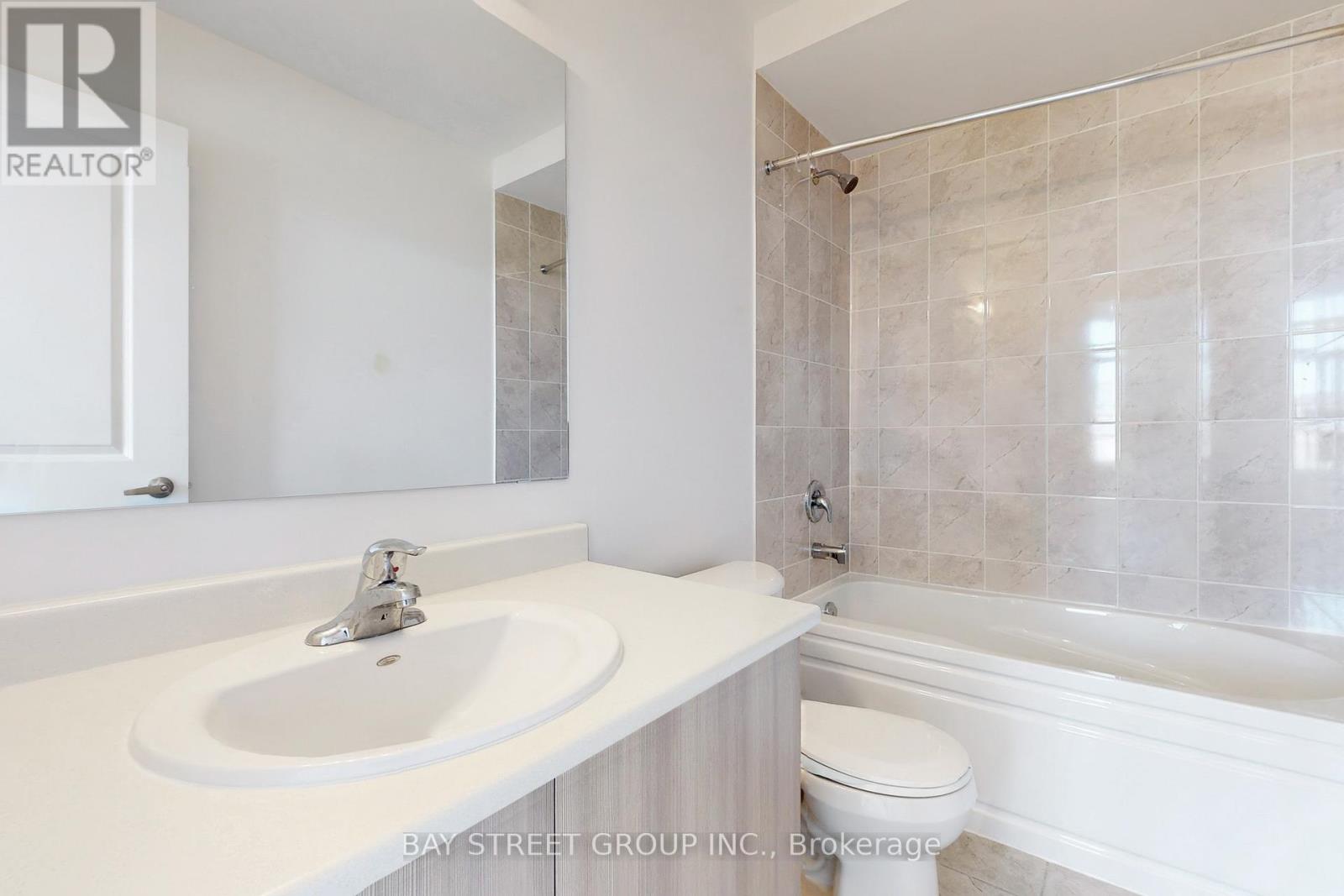 57 Big Canoe Drive, Georgina, Ontario  L0E 1R0 - Photo 25 - N12858318