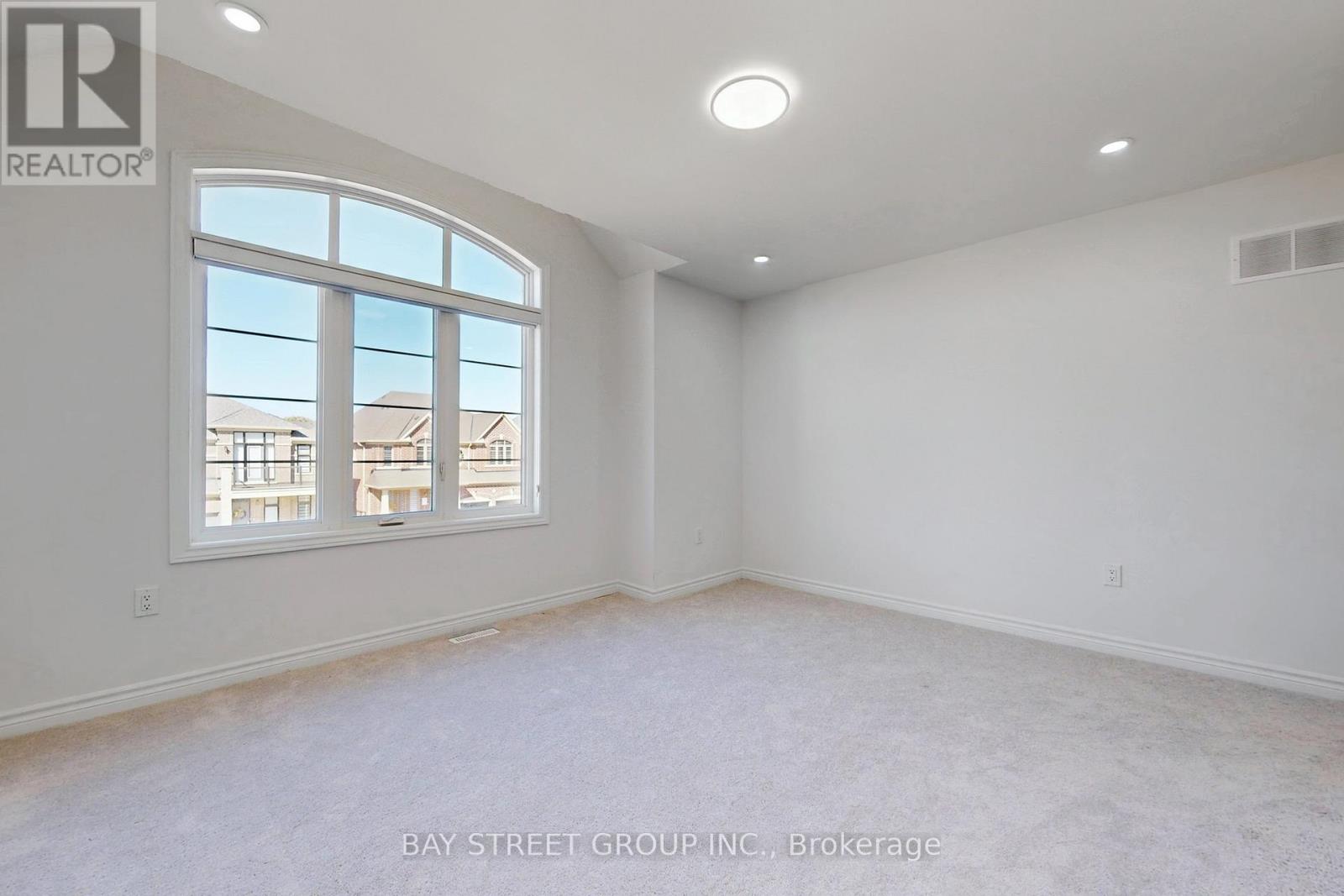 57 Big Canoe Drive, Georgina, Ontario  L0E 1R0 - Photo 20 - N12858318