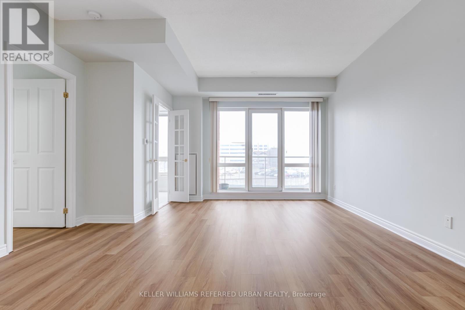 209 - 60 Old Mill Road, Oakville, Ontario  L6J 7V9 - Photo 11 - W12859694