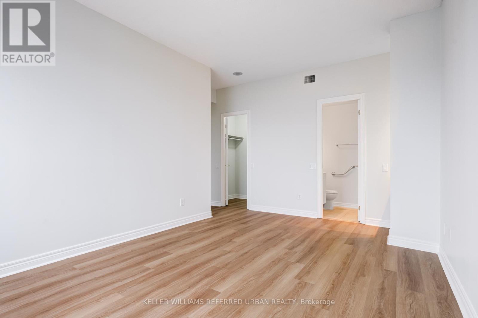 209 - 60 Old Mill Road, Oakville, Ontario  L6J 7V9 - Photo 22 - W12859694