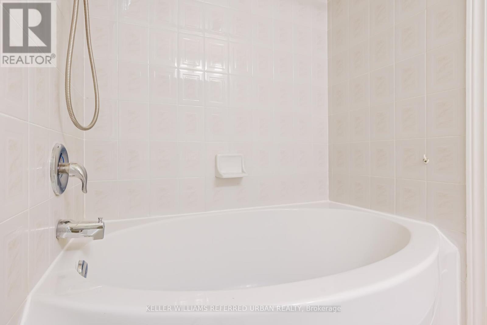 209 - 60 Old Mill Road, Oakville, Ontario  L6J 7V9 - Photo 25 - W12859694