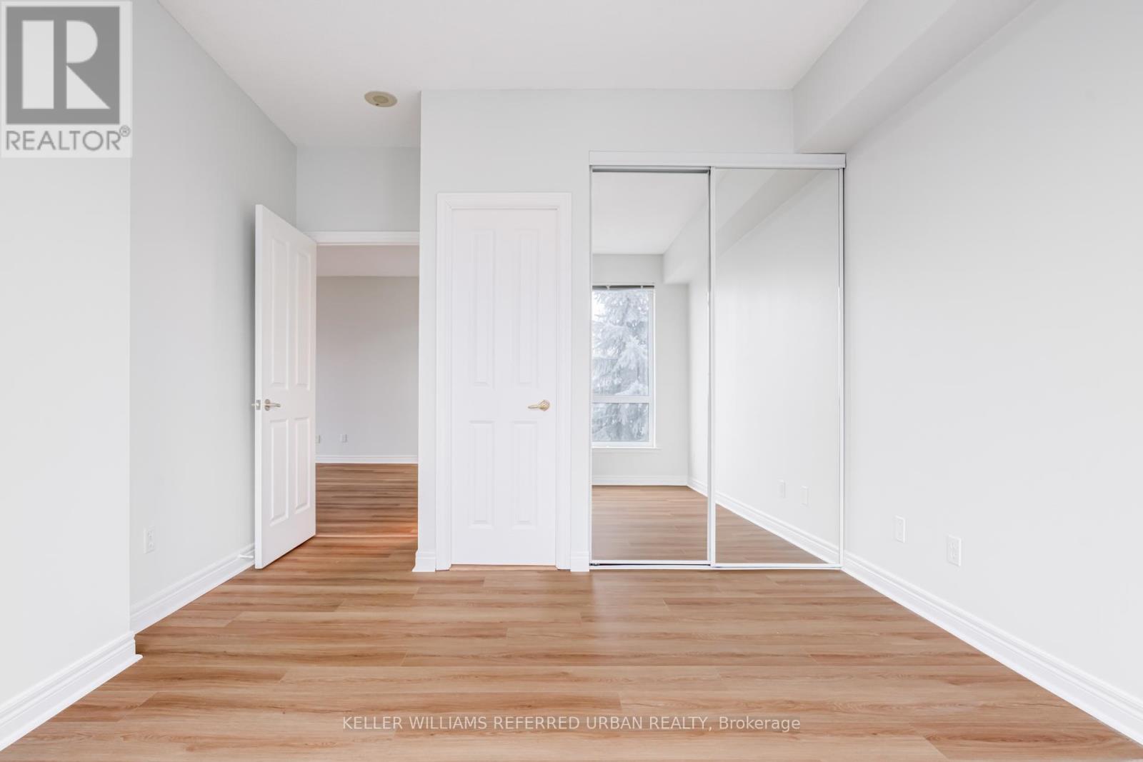 209 - 60 Old Mill Road, Oakville, Ontario  L6J 7V9 - Photo 28 - W12859694