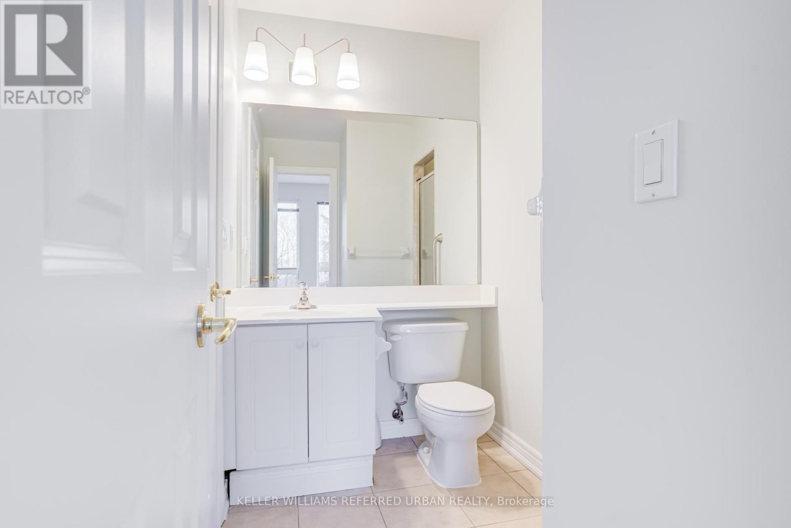 209 - 60 Old Mill Road, Oakville, Ontario  L6J 7V9 - Photo 30 - W12859694