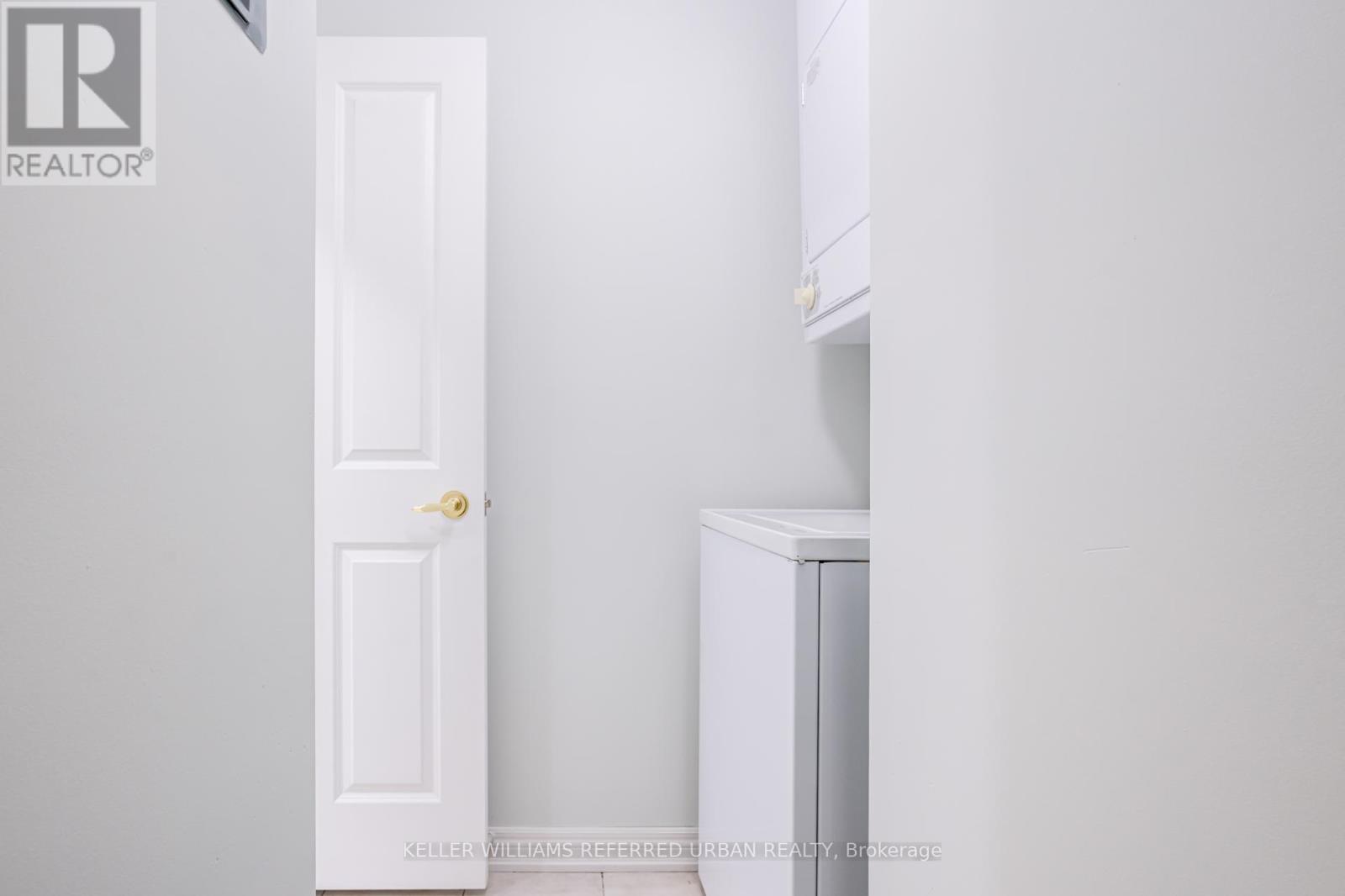 209 - 60 Old Mill Road, Oakville, Ontario  L6J 7V9 - Photo 34 - W12859694