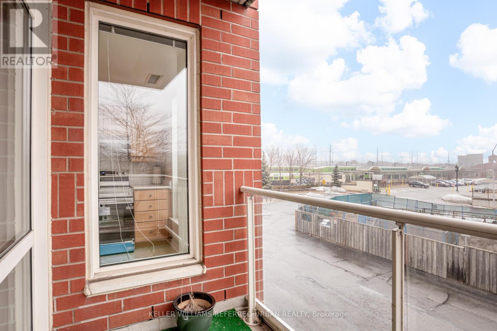 209 - 60 Old Mill Road, Oakville, Ontario  L6J 7V9 - Photo 37 - W12859694