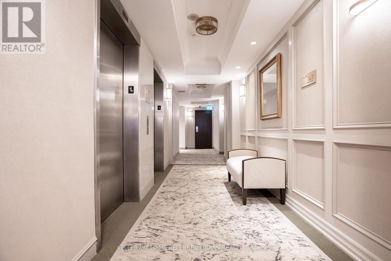 209 - 60 Old Mill Road, Oakville, Ontario  L6J 7V9 - Photo 5 - W12859694