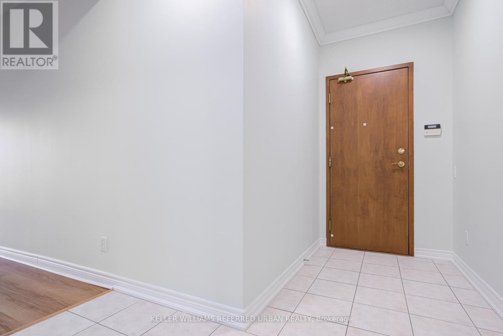 209 - 60 Old Mill Road, Oakville, Ontario  L6J 7V9 - Photo 7 - W12859694