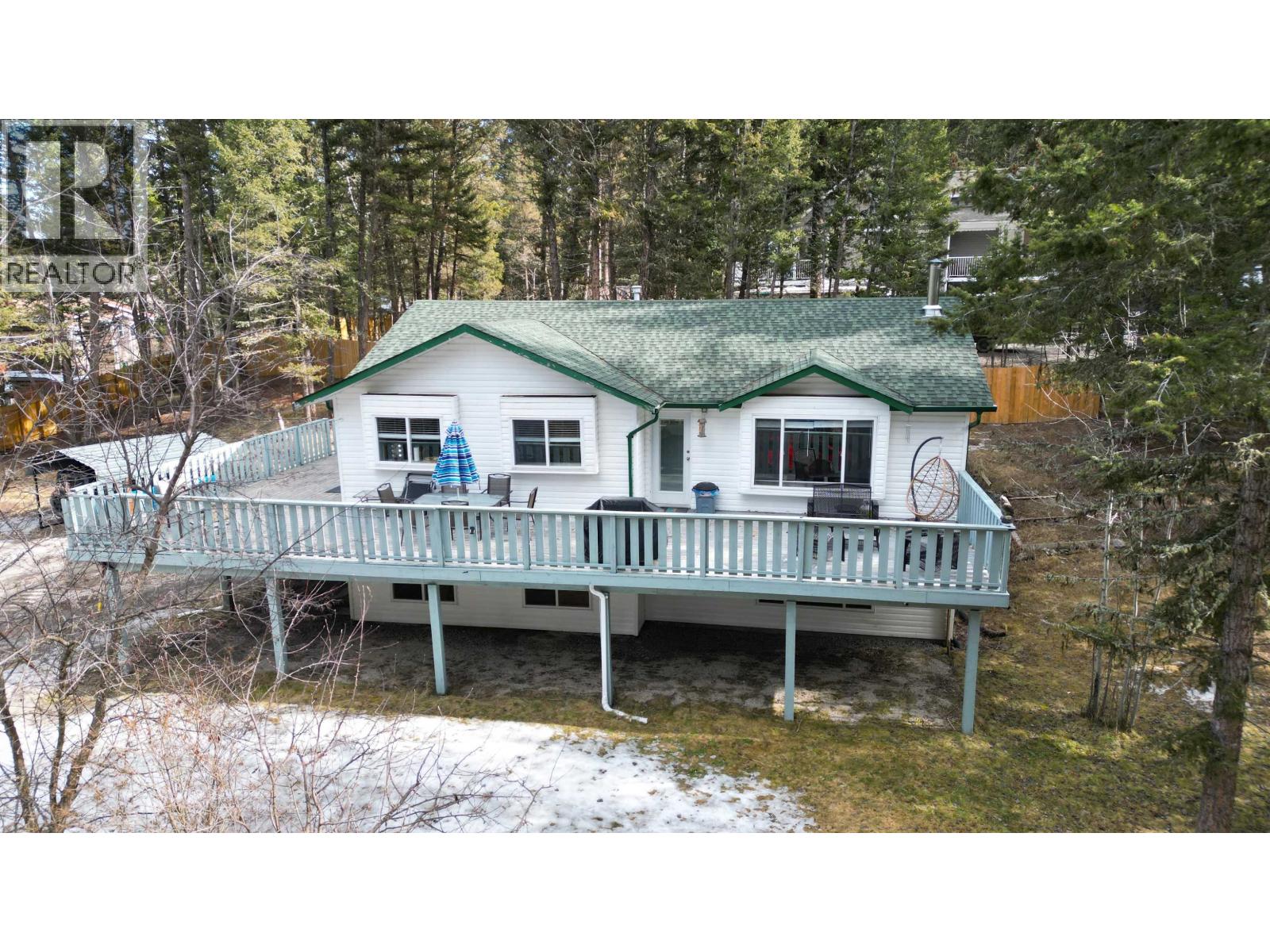 4951 Monical Road, 108 Mile Ranch, British Columbia  V0K 2Z0 - Photo 2 - R3096482