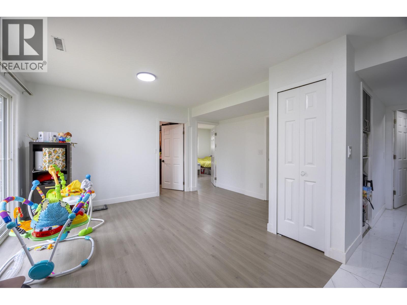 7549 10th Avenue, Burnaby, British Columbia V3N 2S1 - Photo 20 - R3092833