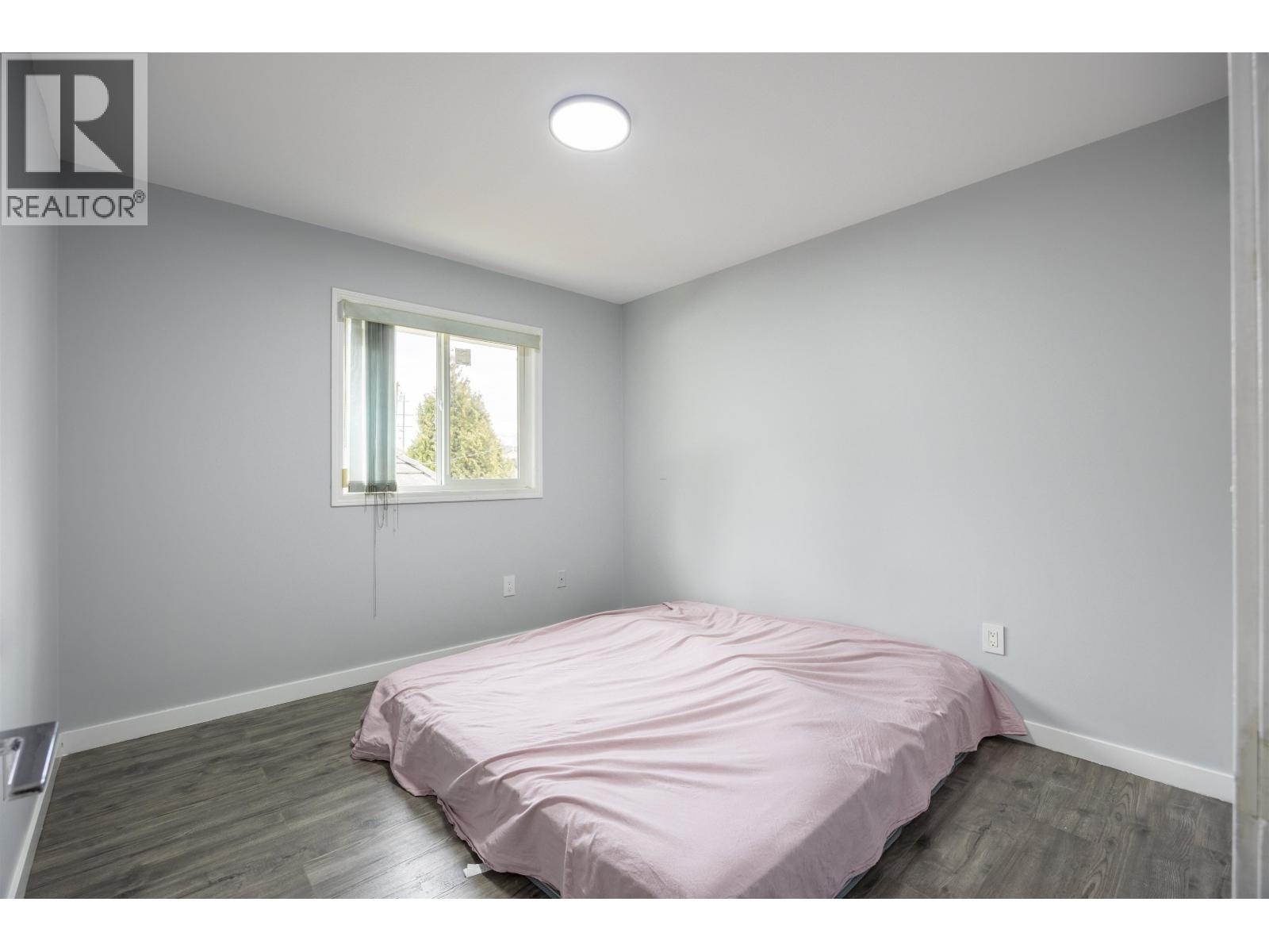 7549 10th Avenue, Burnaby, British Columbia V3N 2S1 - Photo 15 - R3092833