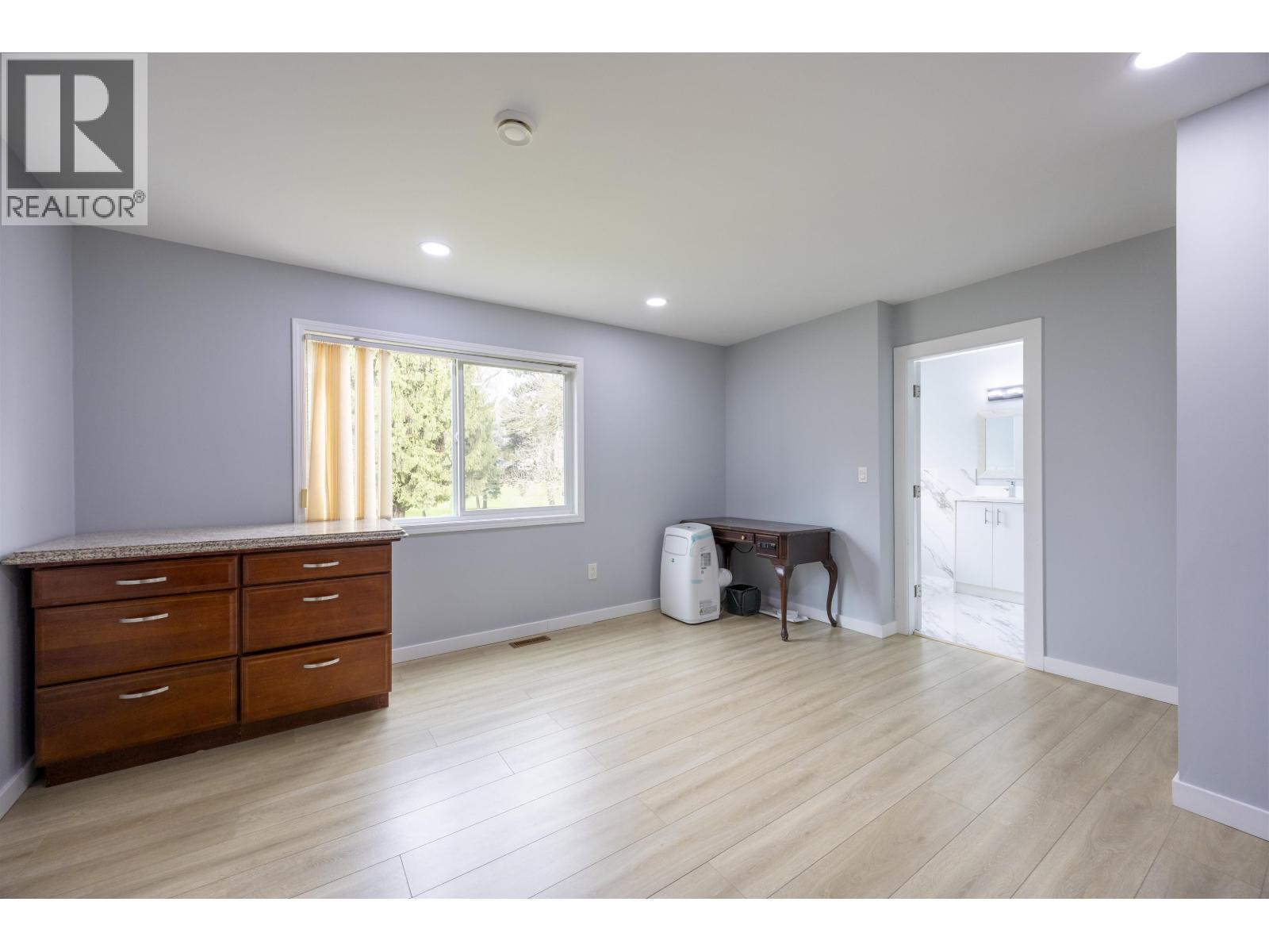 7549 10th Avenue, Burnaby, British Columbia V3N 2S1 - Photo 17 - R3092833