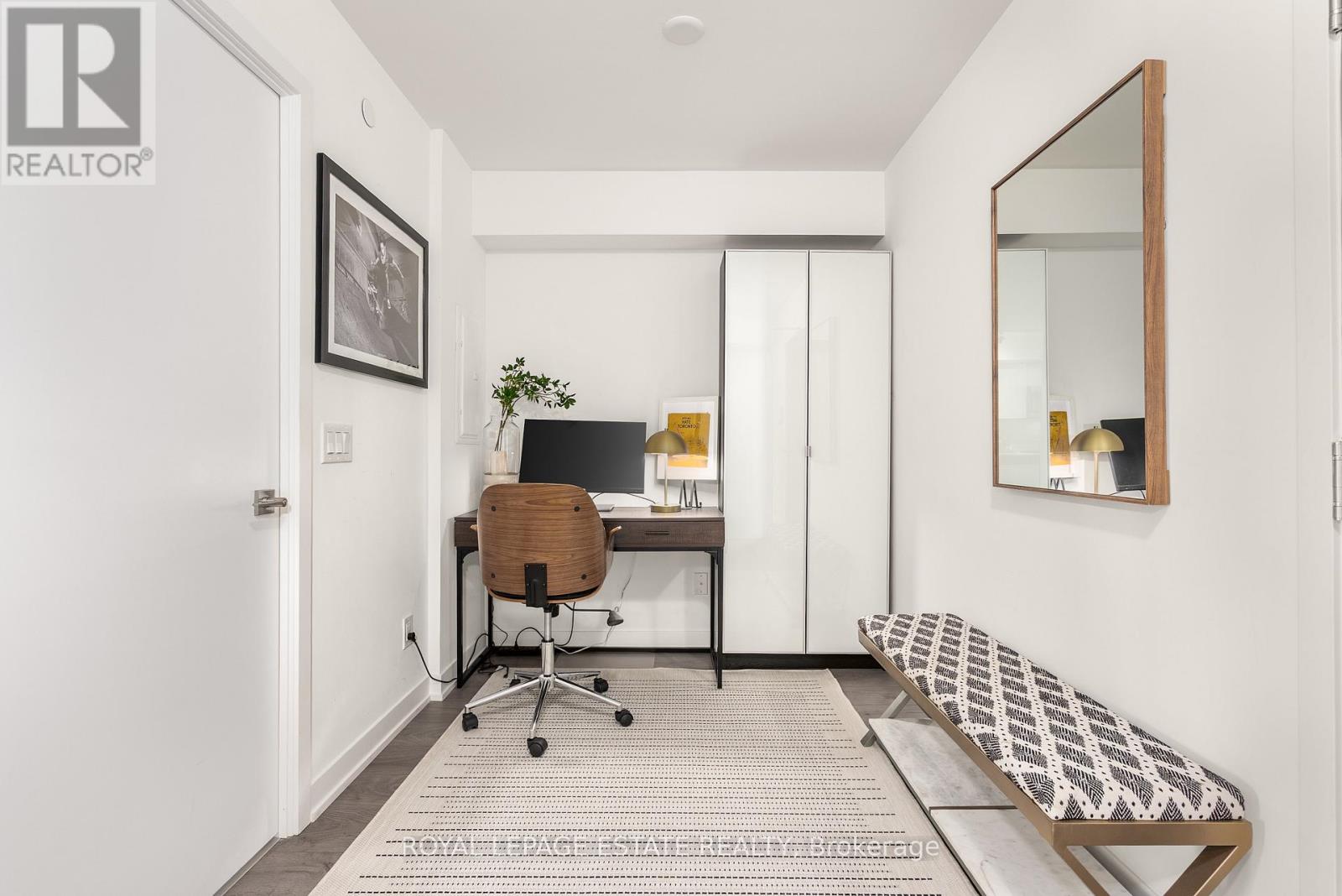 317 - 1401 O'connor Drive, Toronto, Ontario  M4B 2V5 - Photo 4 - E12859712