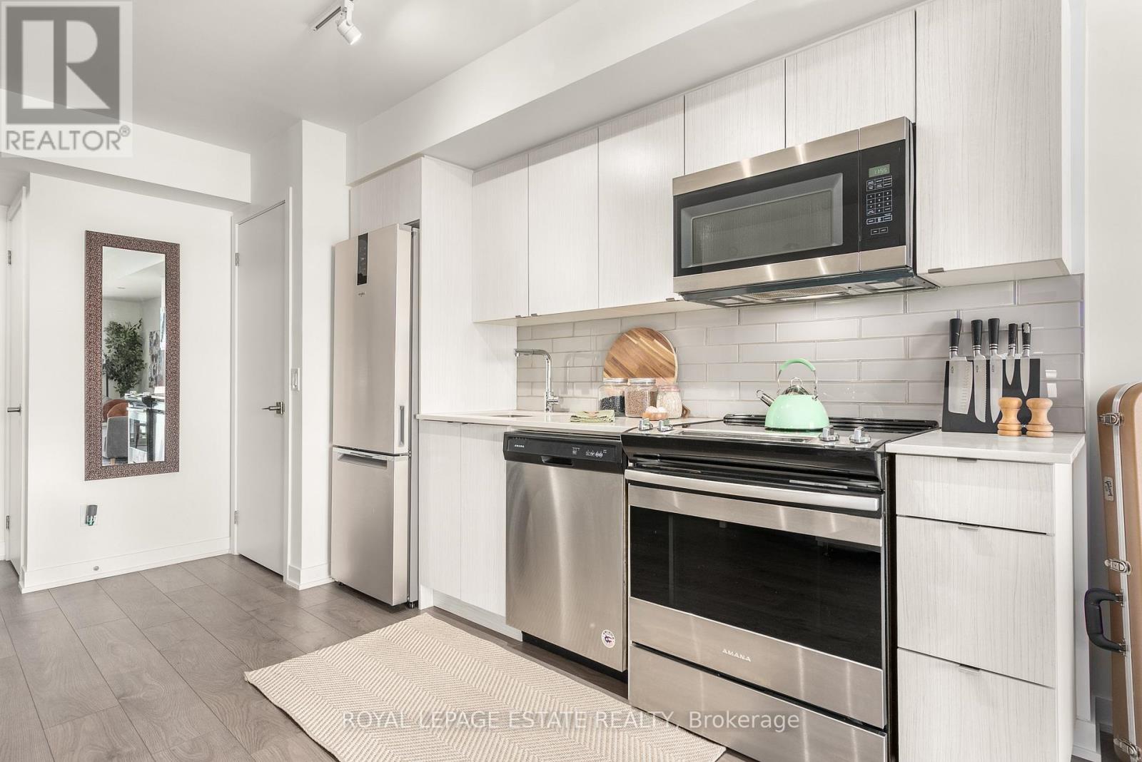 317 - 1401 O'connor Drive, Toronto, Ontario  M4B 2V5 - Photo 9 - E12859712