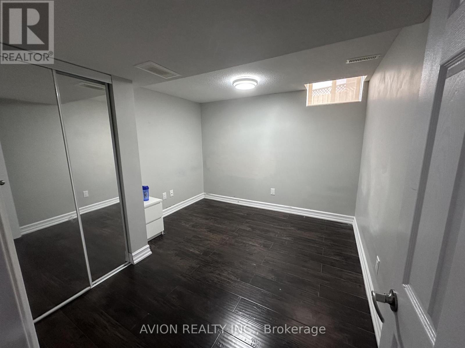 Bsmt - 10 Durant Crescent, Markham, Ontario  L3S 3A2 - Photo 5 - N12859710