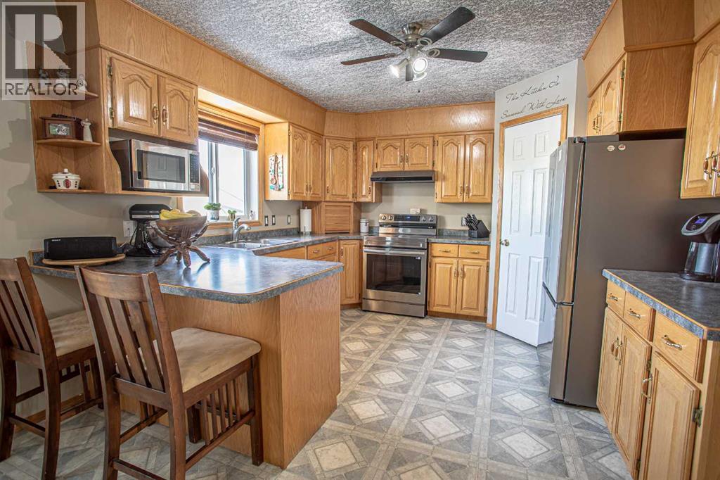 2 Bjornson Avenue, High Level, Alberta  T0H 1Z0 - Photo 8 - A2276286