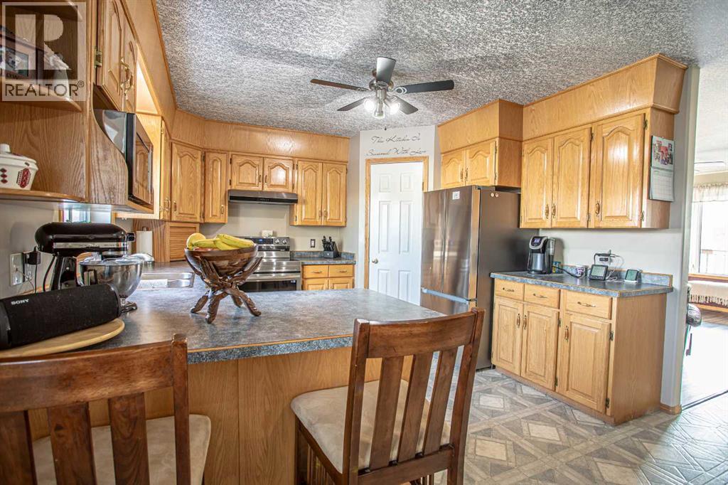 2 Bjornson Avenue, High Level, Alberta  T0H 1Z0 - Photo 12 - A2276286