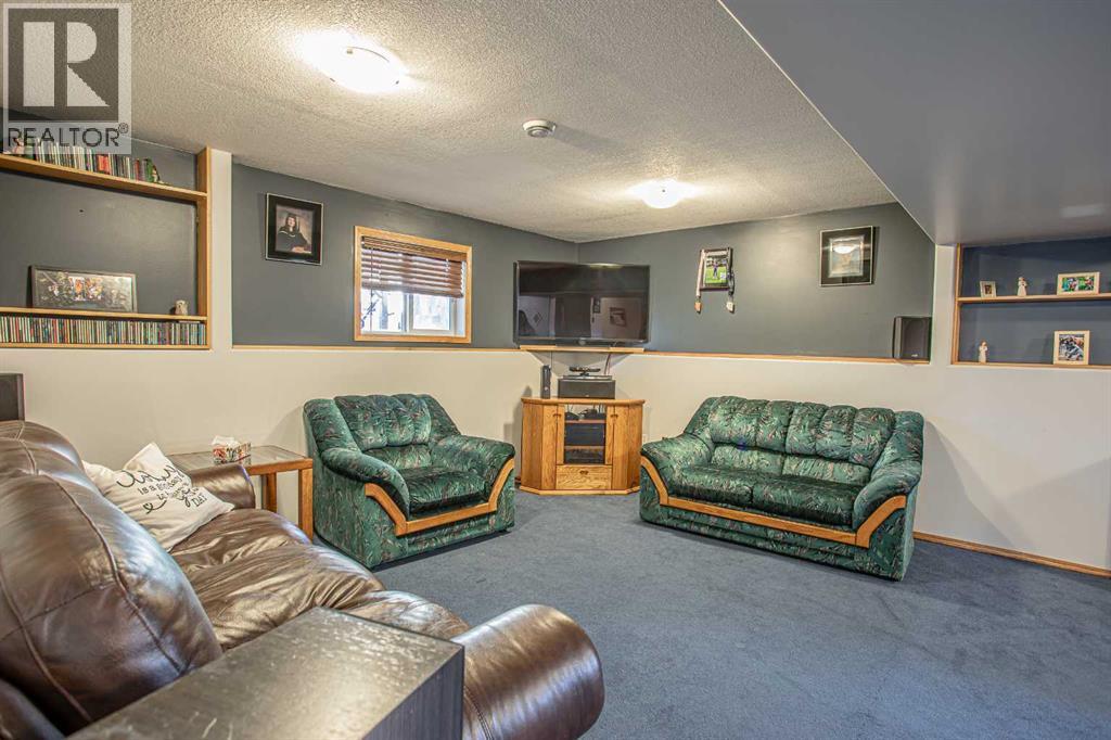 2 Bjornson Avenue, High Level, Alberta  T0H 1Z0 - Photo 38 - A2276286