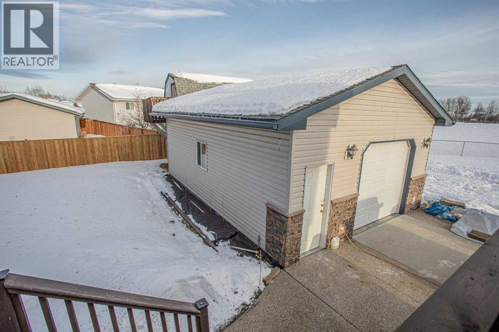 2 Bjornson Avenue, High Level, Alberta  T0H 1Z0 - Photo 45 - A2276286