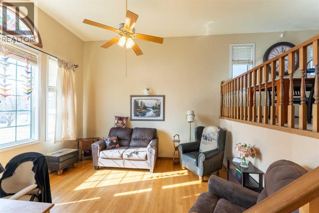 198 Mt Blakiston Road W, Lethbridge, Alberta  T1K 6M5 - Photo 17 - A2290960