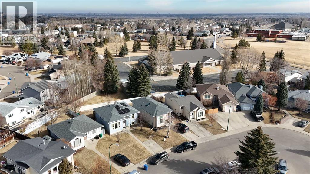 198 Mt Blakiston Road W, Lethbridge, Alberta  T1K 6M5 - Photo 10 - A2290960