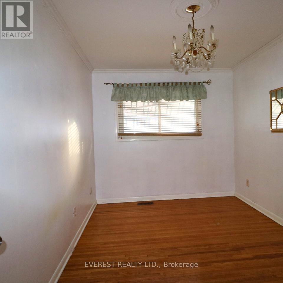 15 Oakville Avenue, London East, Ontario  N5V 2R9 - Photo 13 - X12859704