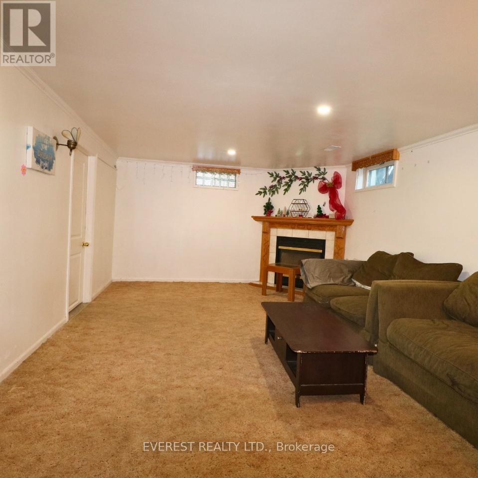 15 Oakville Avenue, London East, Ontario  N5V 2R9 - Photo 15 - X12859704