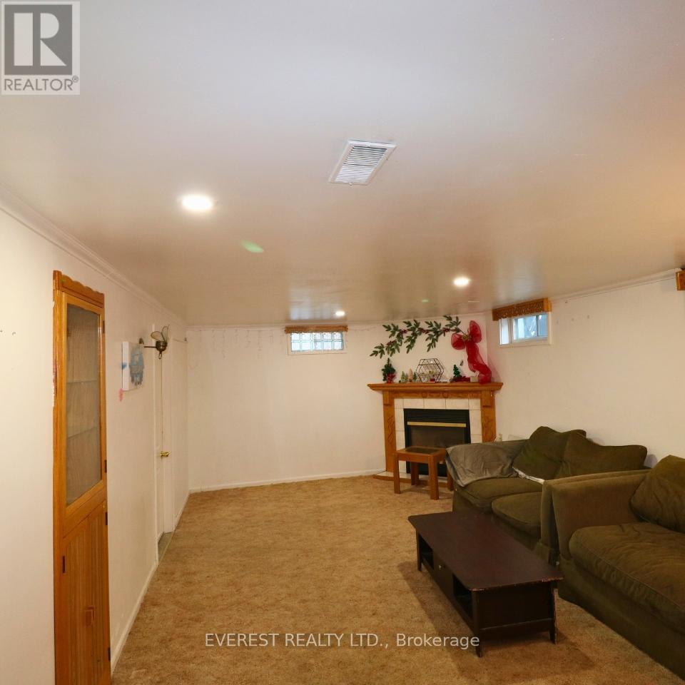 15 Oakville Avenue, London East, Ontario  N5V 2R9 - Photo 16 - X12859704