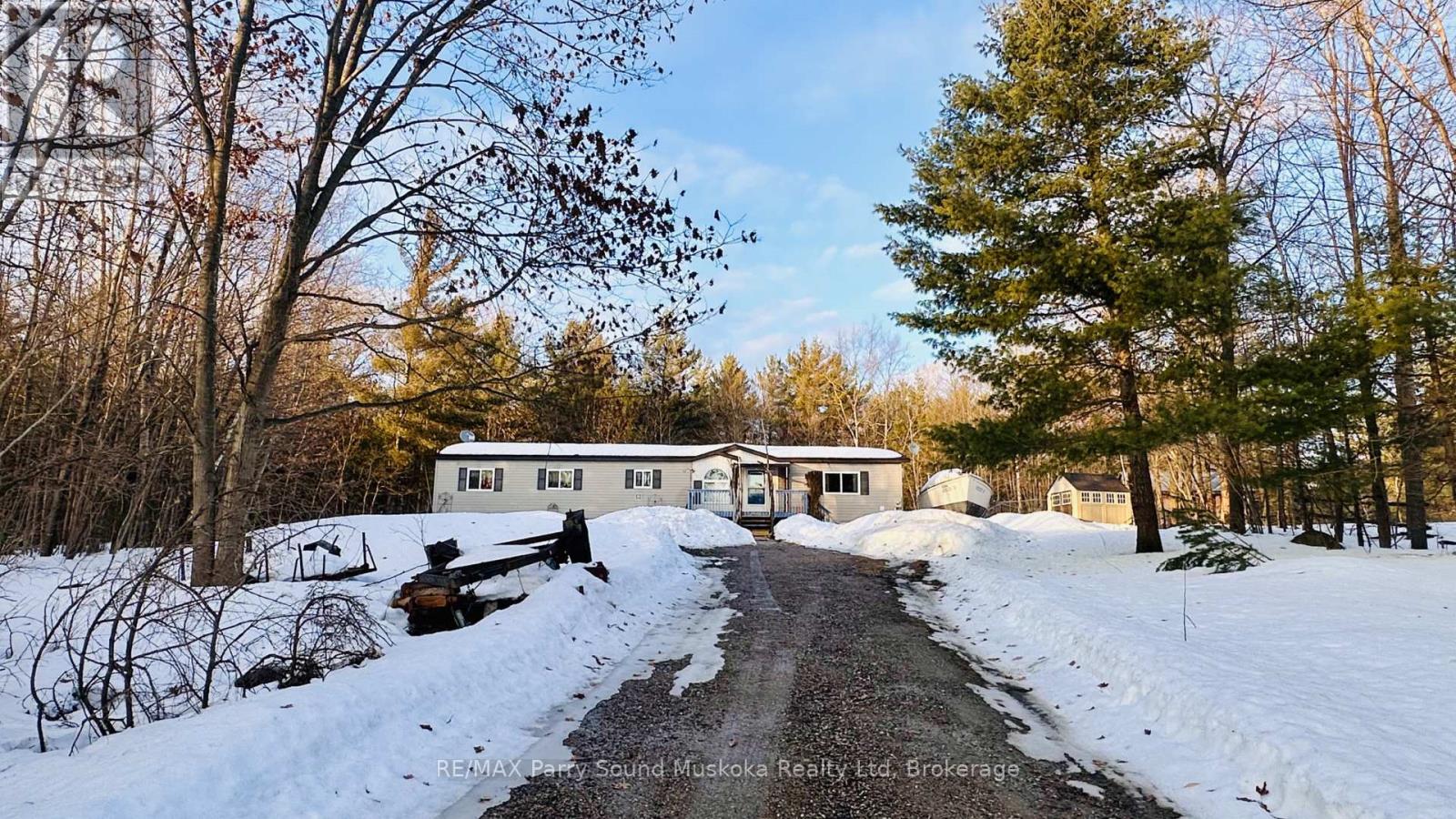 3 LITTLE'S LANE, Carling, Ontario