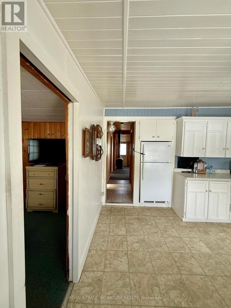 2644 Lakeshore Drive, Ramara, Ontario  L0K 1B0 - Photo 12 - S12839172